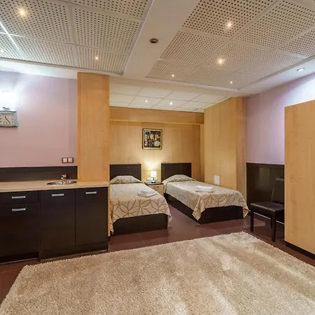 Ego - Free Parking - Location