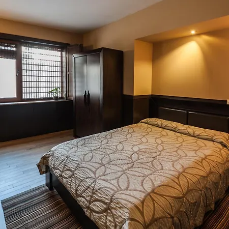 Ego - Free Parking - Location Plowdiw